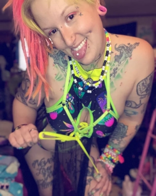 @roxiiriottfree