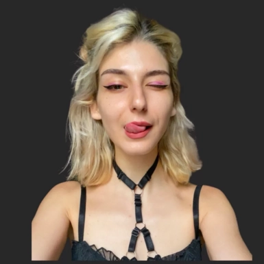 @sluuuttycherry
