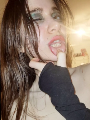 @miaelix
