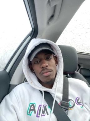 @adolfohall08