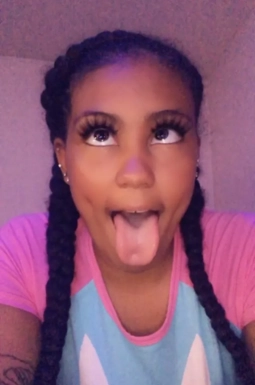 @alexisnotexas