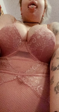 @p3achyyprinc3ss25