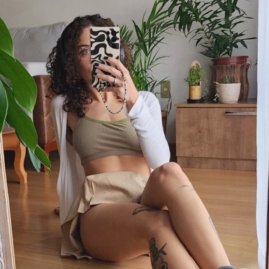 @hairyangela