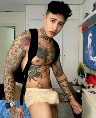 @alejopaisa