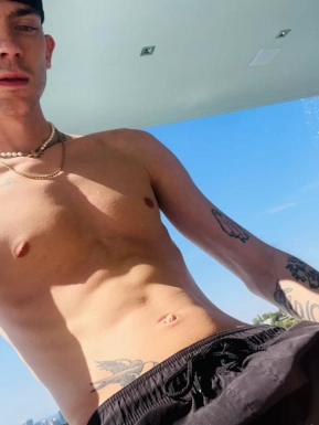 @itschasemonroe
