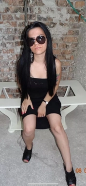 @kellykissjonesuk