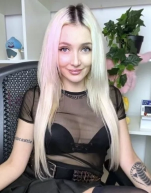 @vivii_plays