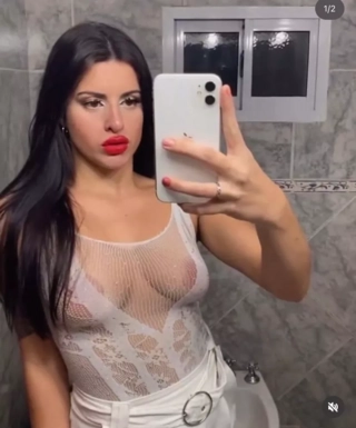 @leilaszenasi