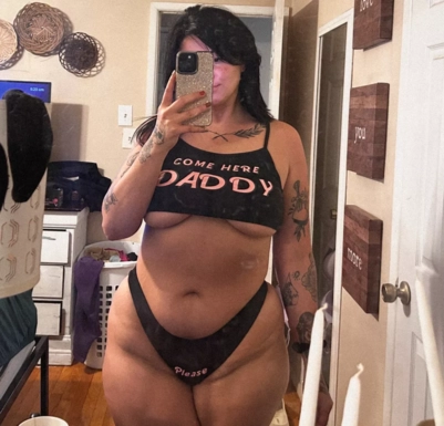 @yourbabygirlforthenight