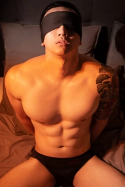 @hornybigdicktop