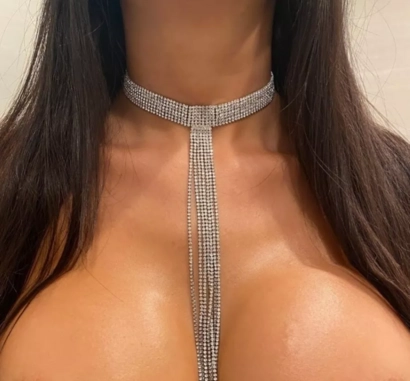 @adelinelux