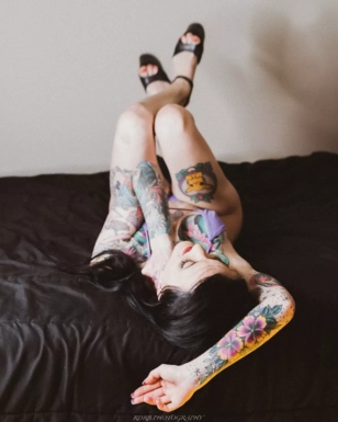 @rebeccvx