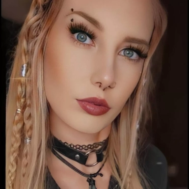 @laylaunholy