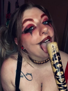 @nikkiruckus