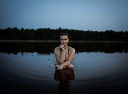 @lostinthoughtphotomodel