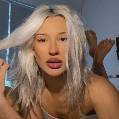 @sweetalexaminaj