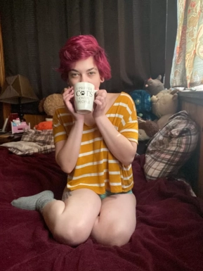@small_lady