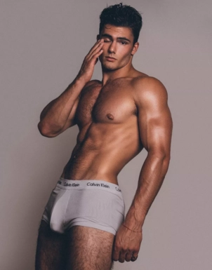 @leviconely