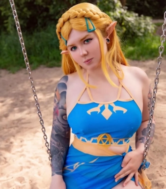 @hinako_cosplay