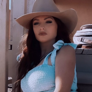 @courtneyelizabeth22