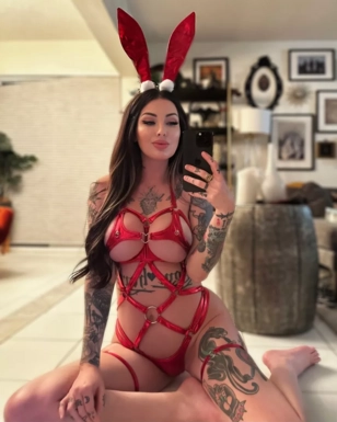 @paigeamaze