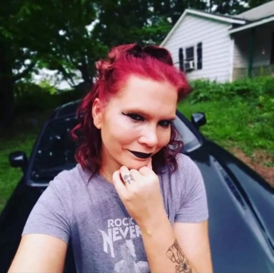 @miss_wolfie