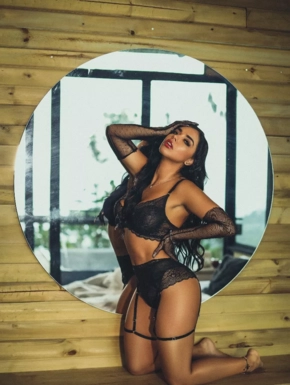 @shirleyla_sh