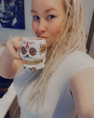 @thedreadedqueen