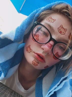 @rhysiepieces