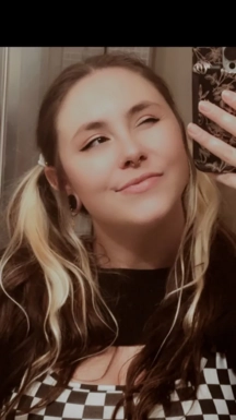 @littlefoxxfeet