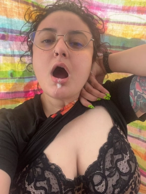 @rebekaaddams