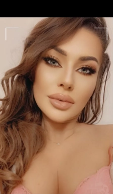 @urgoddesssandra