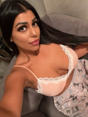@im_briana_lee
