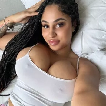 @nikkiimelons