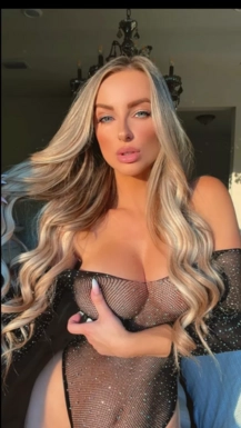 @anetakowal