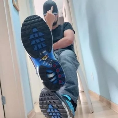 @masterjohnsfeet