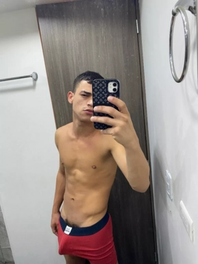 @adrian_0707