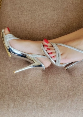 @celebrityfootgoddess
