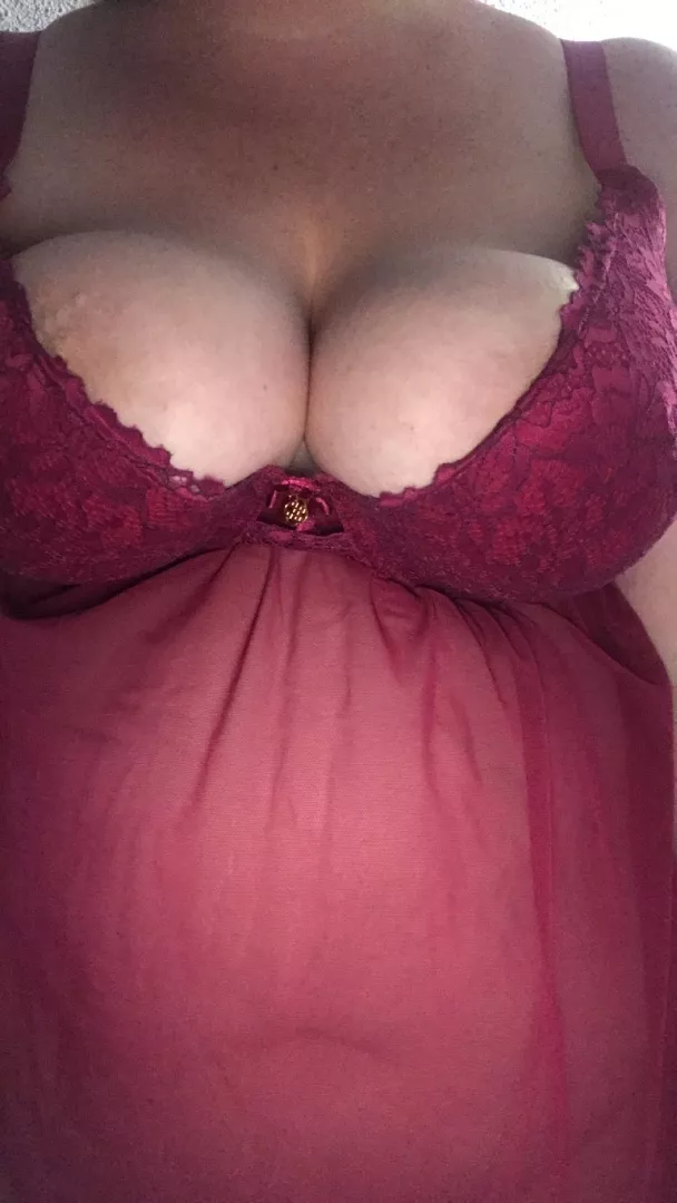 @bustybbwbabe333