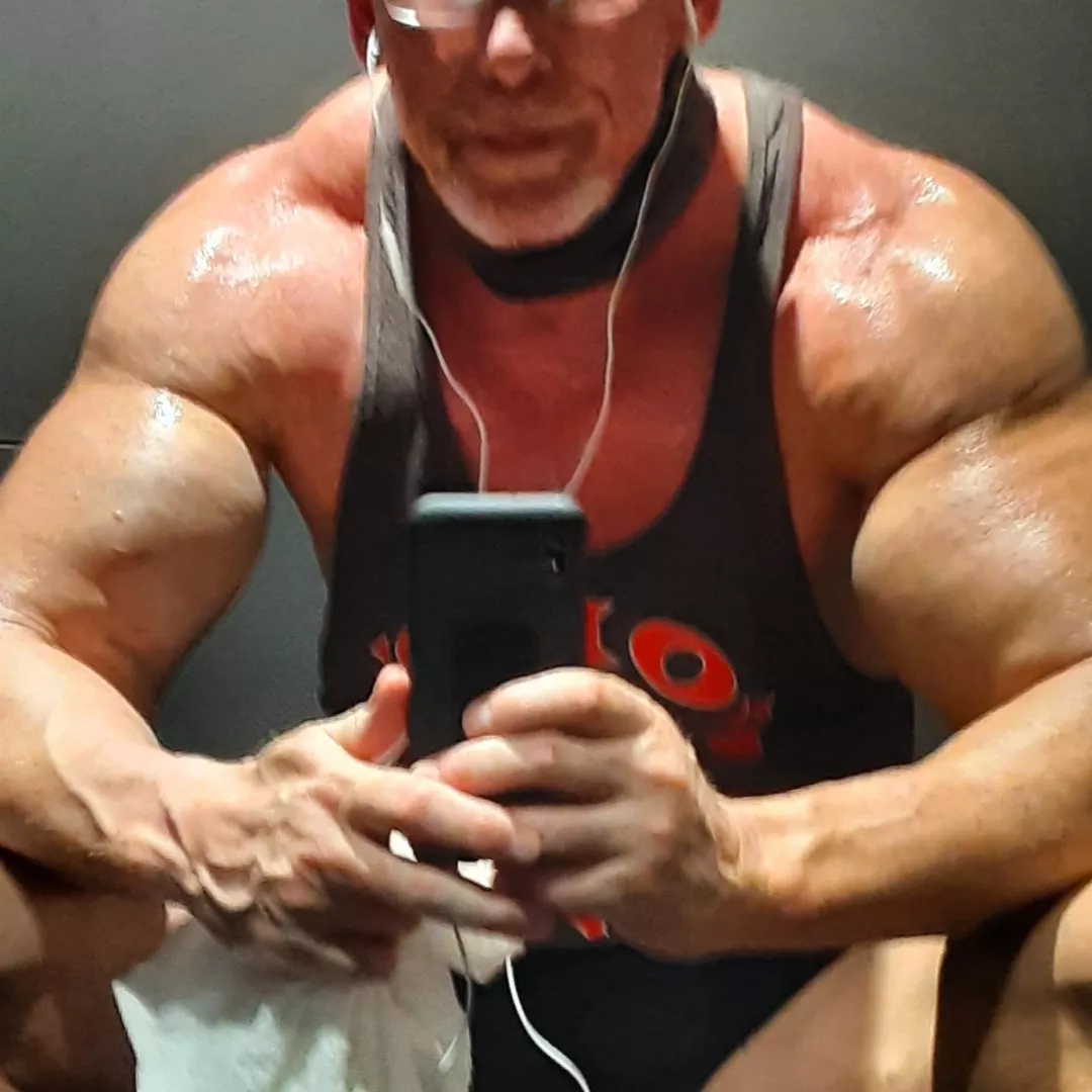 @big21inchbiceps