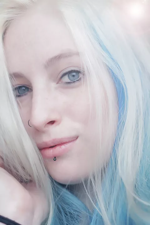 @thatbluegirl