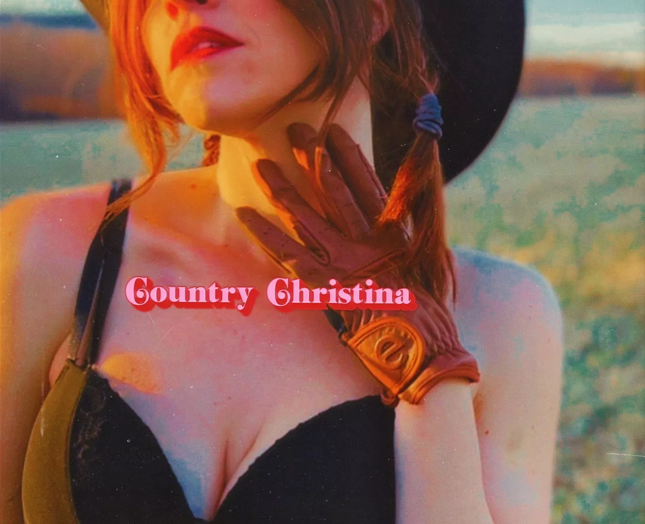 @countrychristina