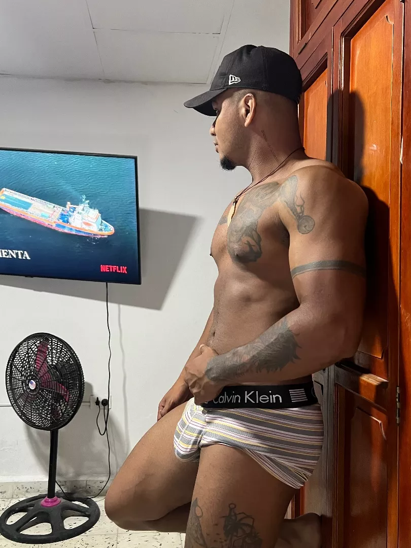 @bigdicklatino21cm