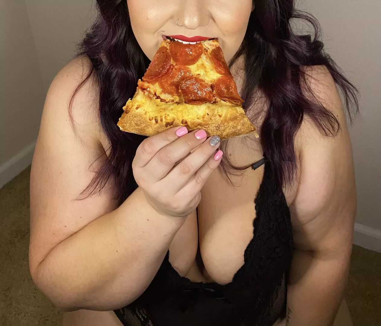 @slut4thepizza