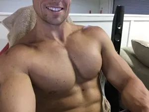 @nakedfitguyxxx