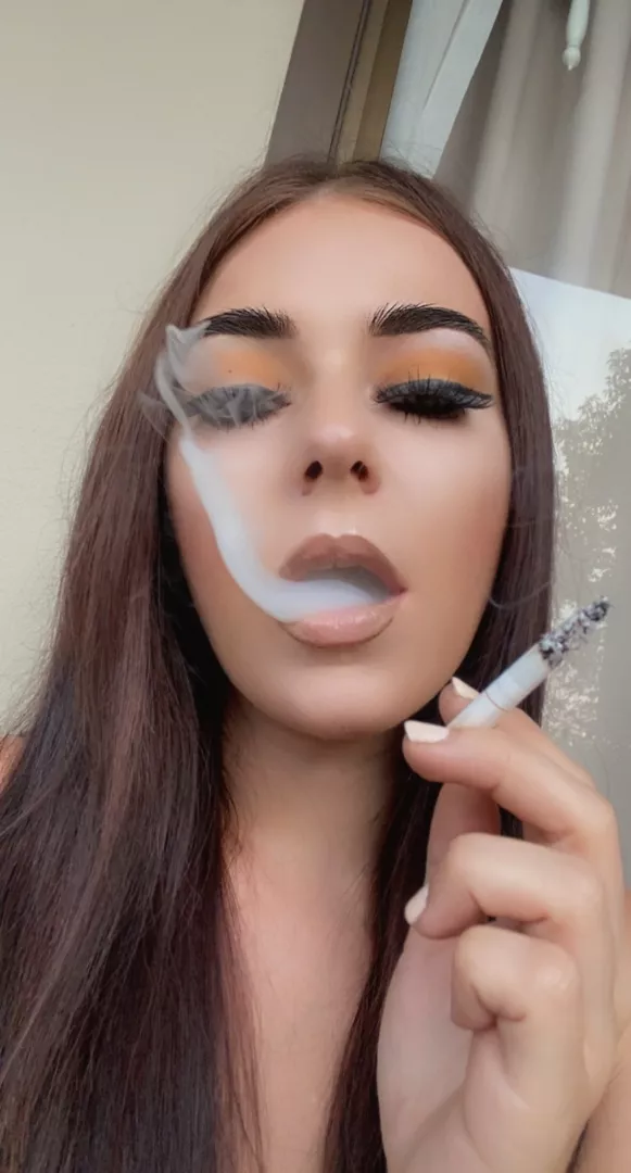 @danismokesx