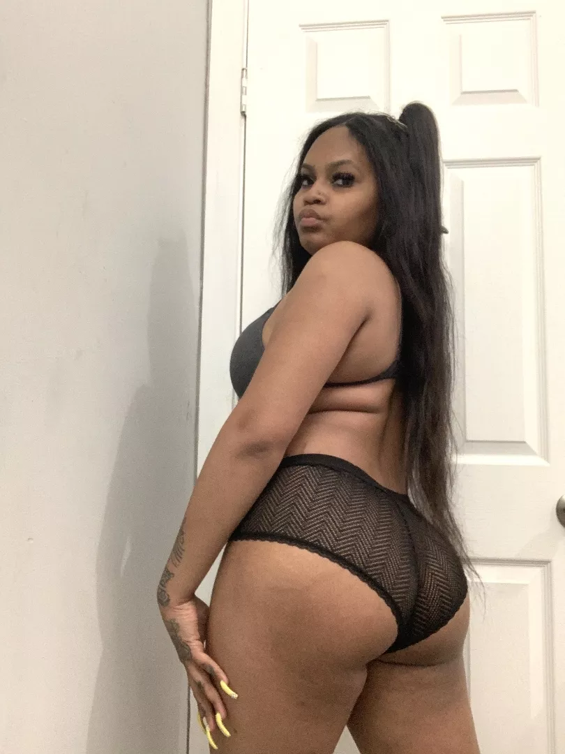 @queennana215