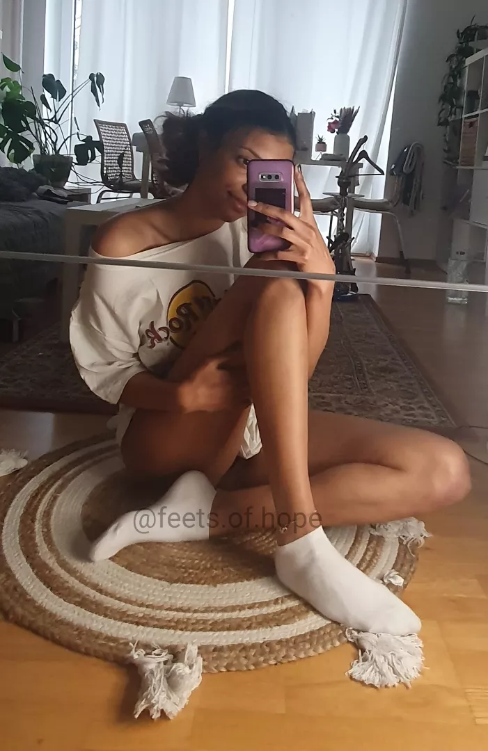 @hope.feet