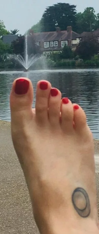 @kathynoblesfeet