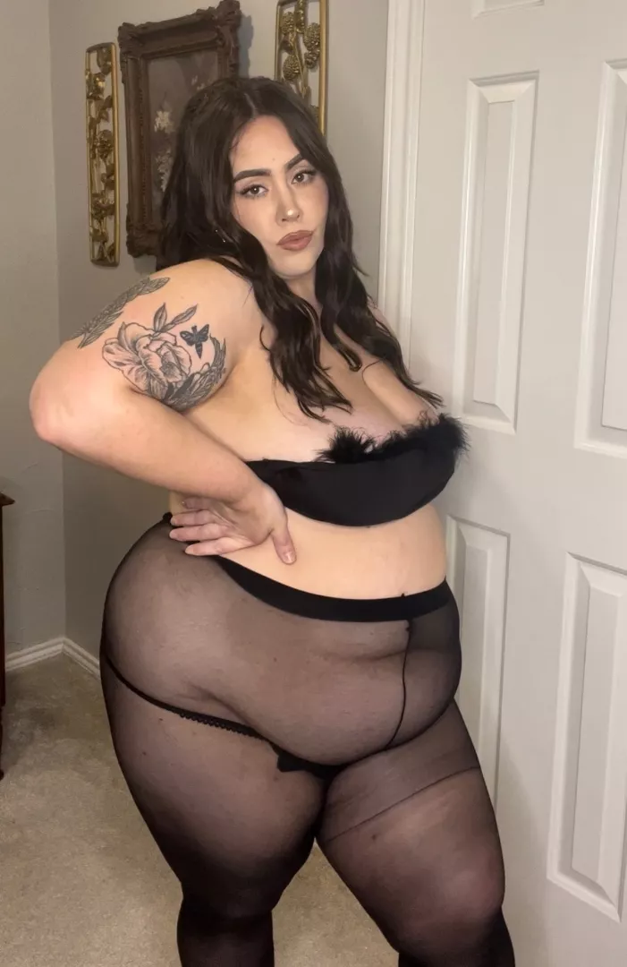 @thickhungryhoney